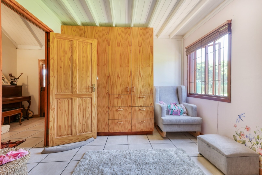 To Let 4 Bedroom Property for Rent in Crofters Valley Western Cape